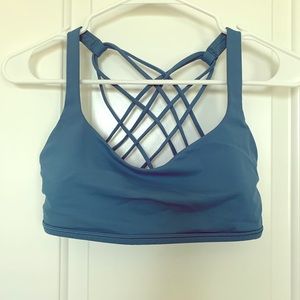 Lululemon Free to Be Bra